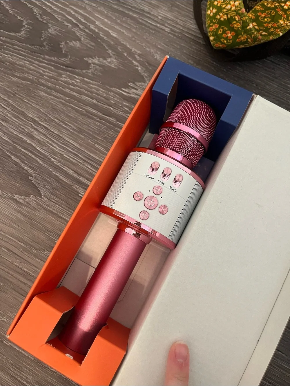 Wireless Pink Karaoke Microphone Bluetooth Handheld Speaker